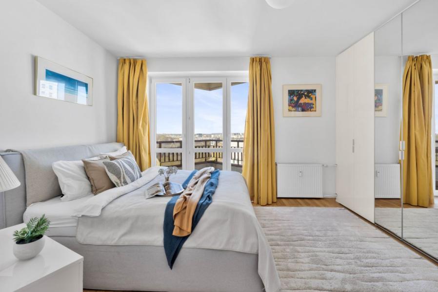 Warszawa Śródmieście, Dzika