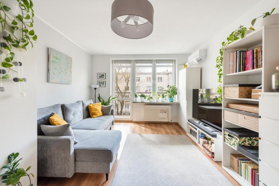 Warszawa Śródmieście, Orla