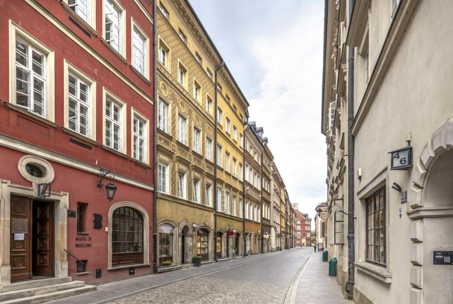 Warszawa Śródmieście, Świętojańska