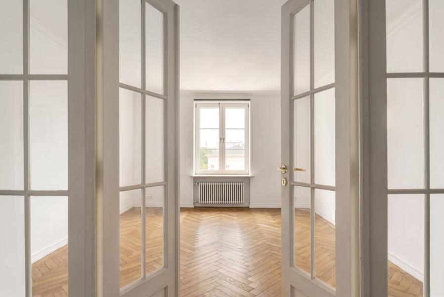 Warszawa Ochota, Aleja Niepodległości