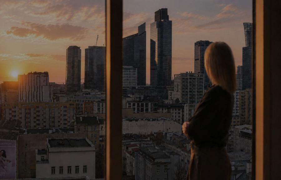 Warszawa Śródmieście, Złota