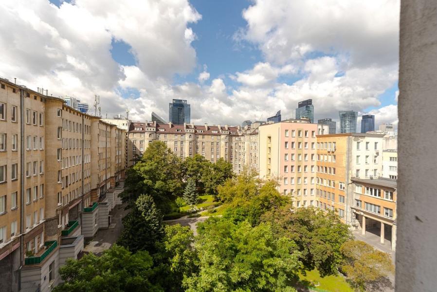 Warszawa Śródmieście, Chmielna