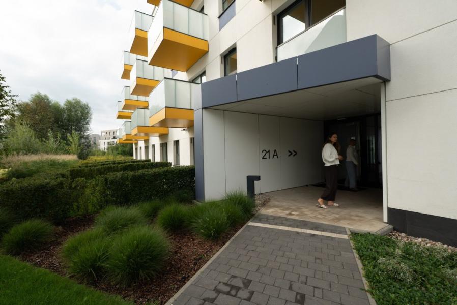 Warszawa Wilanów, Aleja Rzeczypospolitej