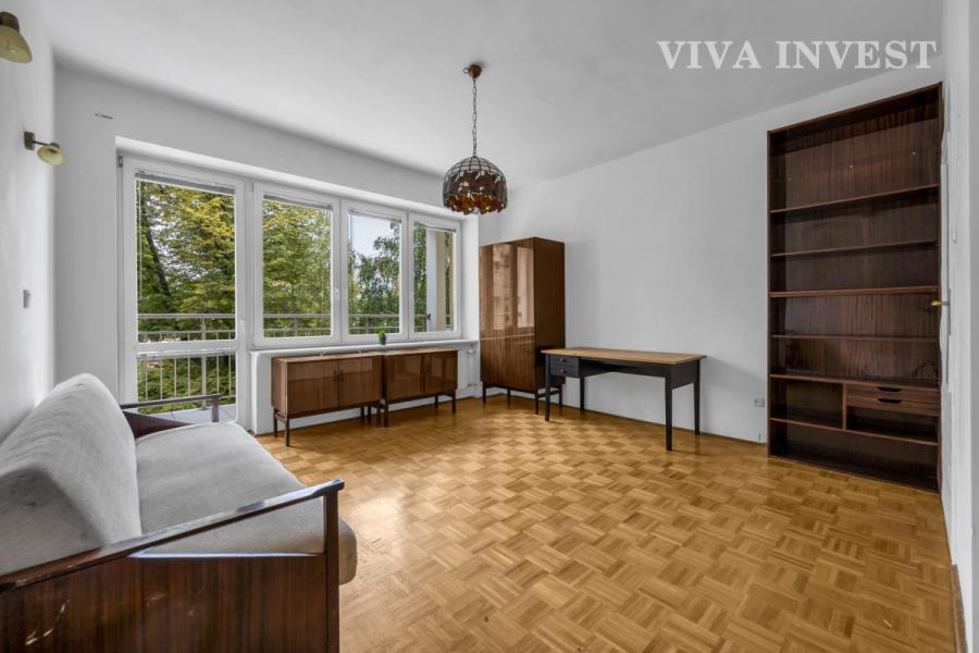 Warszawa Śródmieście, Krucza